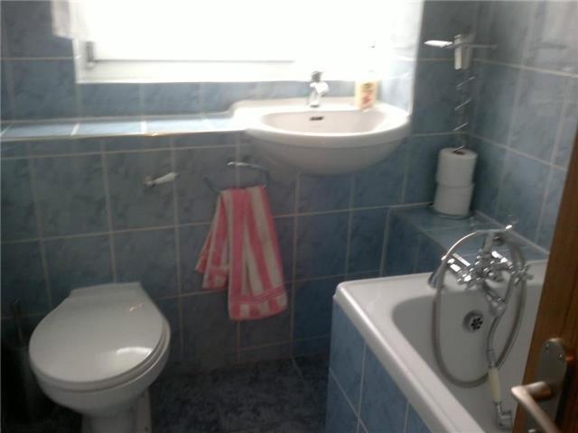  Image of 2 Bedroom Flat  To Rent at 111 adamson road e16, 3qb